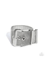 Load image into Gallery viewer, Defiant Display- Silver