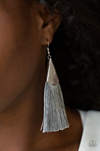 In full plume silver