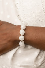 Load image into Gallery viewer, Arctic Affluence- White