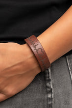 Load image into Gallery viewer, Haute Heartbeat- Brown