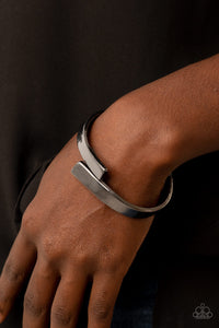 Dare To Flare- Black